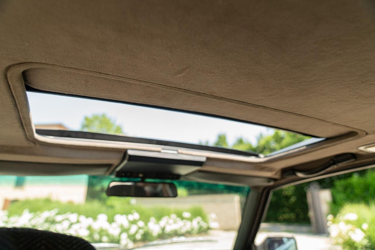 1989 Alfa Romeo 75 2.0