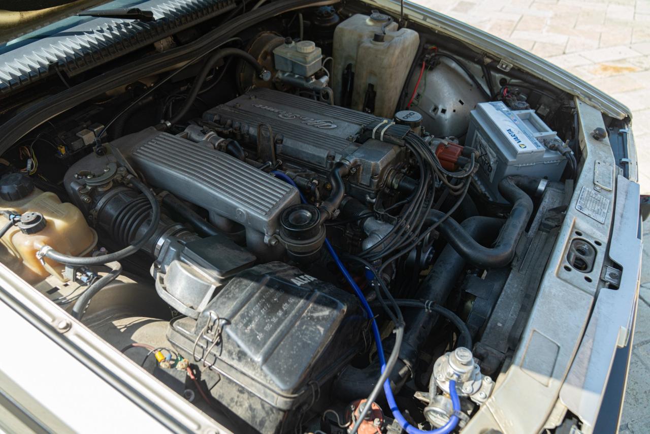 1989 Alfa Romeo 75 2.0