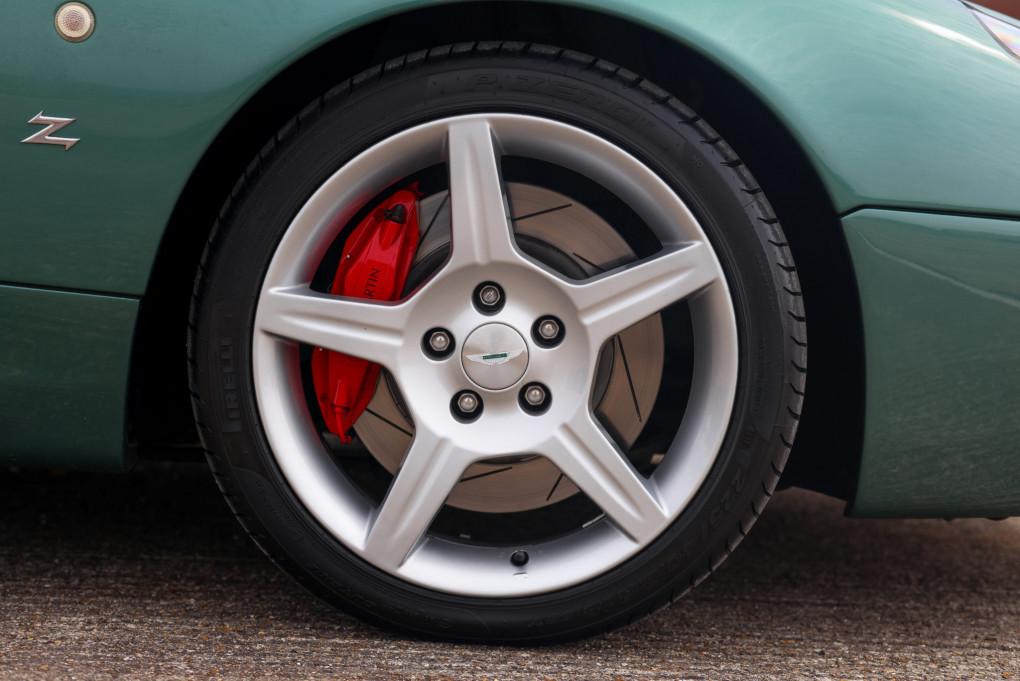 2004 Aston Martin DB7