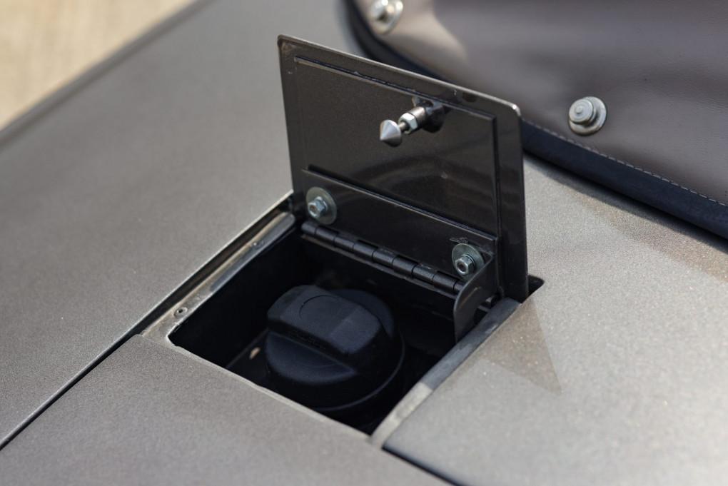 1987 Aston Martin Vantage