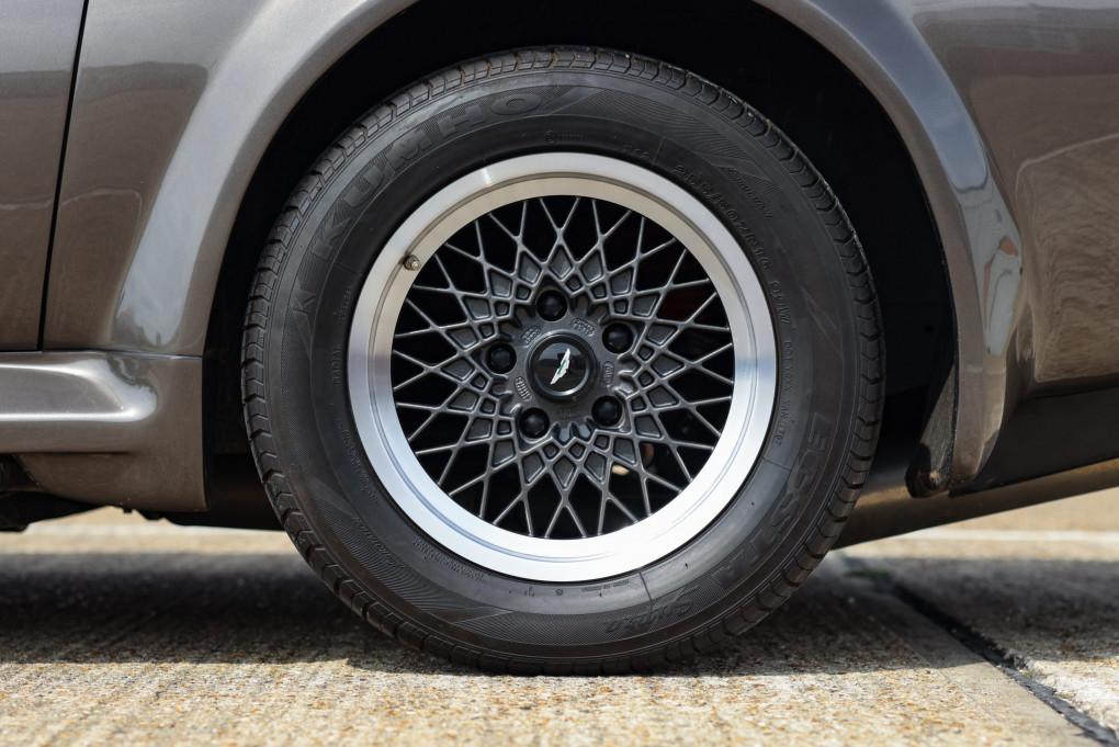 1987 Aston Martin Vantage