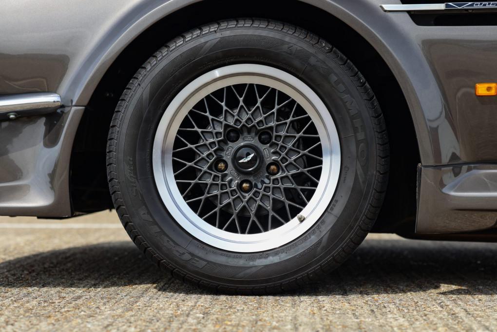 1987 Aston Martin Vantage