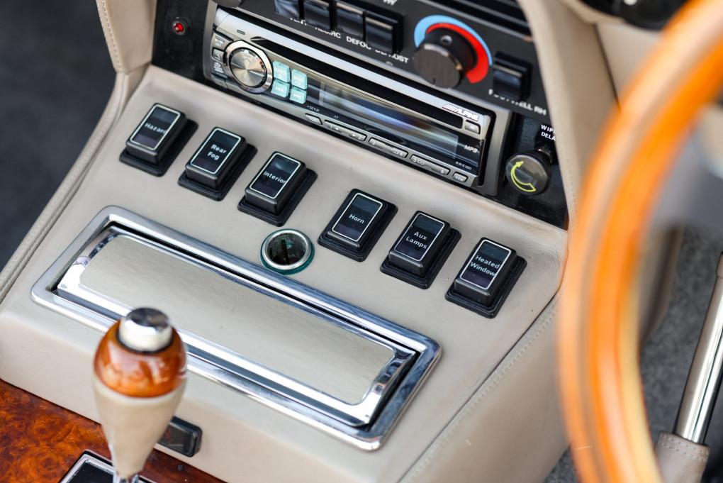 1987 Aston Martin Vantage