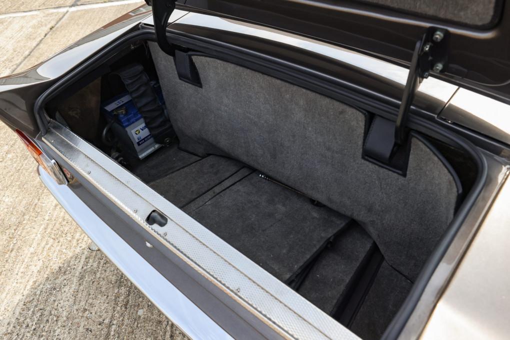 1987 Aston Martin Vantage