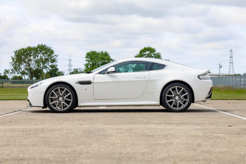 2012 Aston Martin Vantage