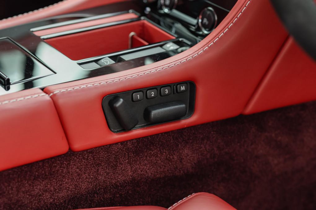 2012 Aston Martin Vantage