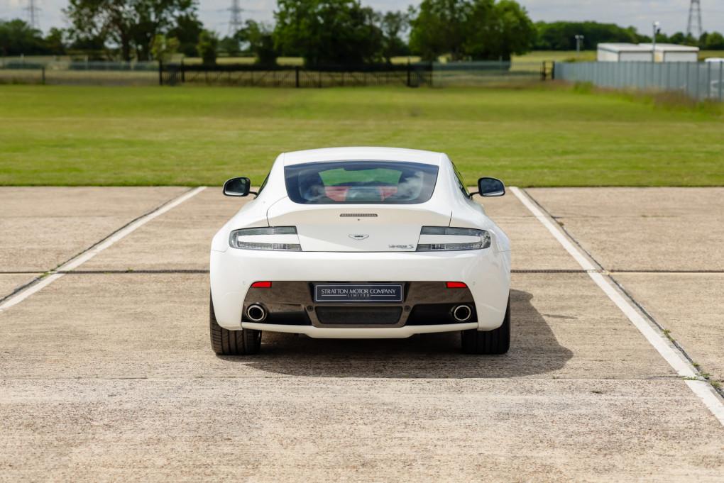 2012 Aston Martin Vantage