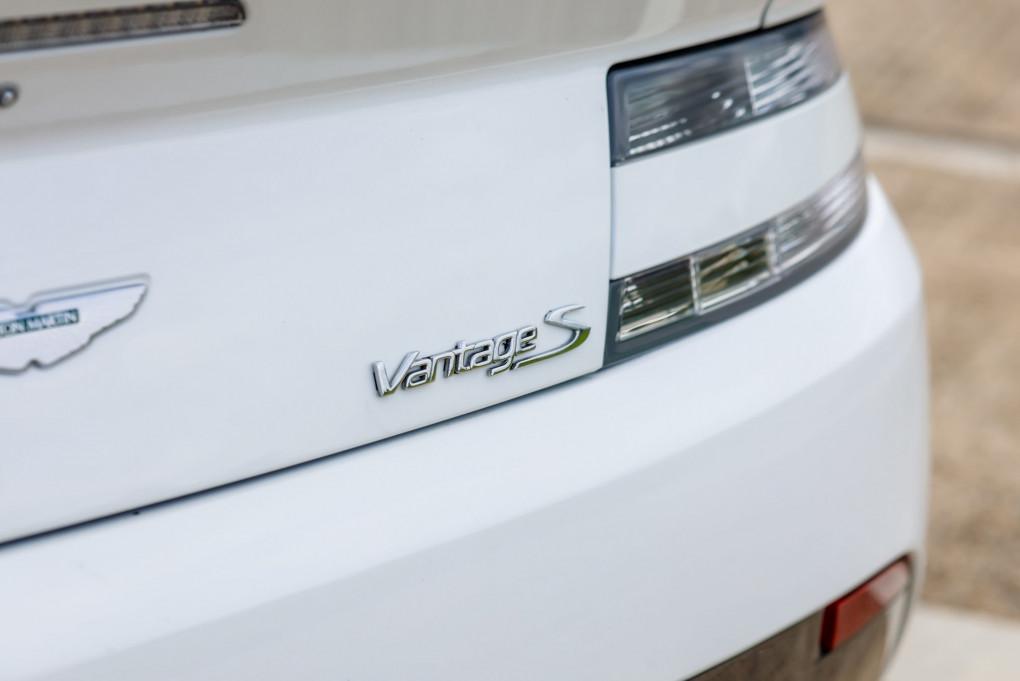 2012 Aston Martin Vantage