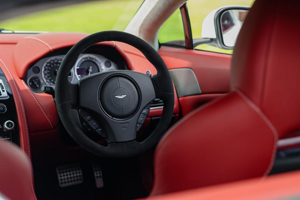 2012 Aston Martin Vantage