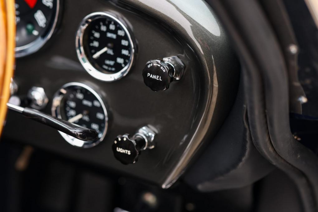 1968 Aston Martin DB6