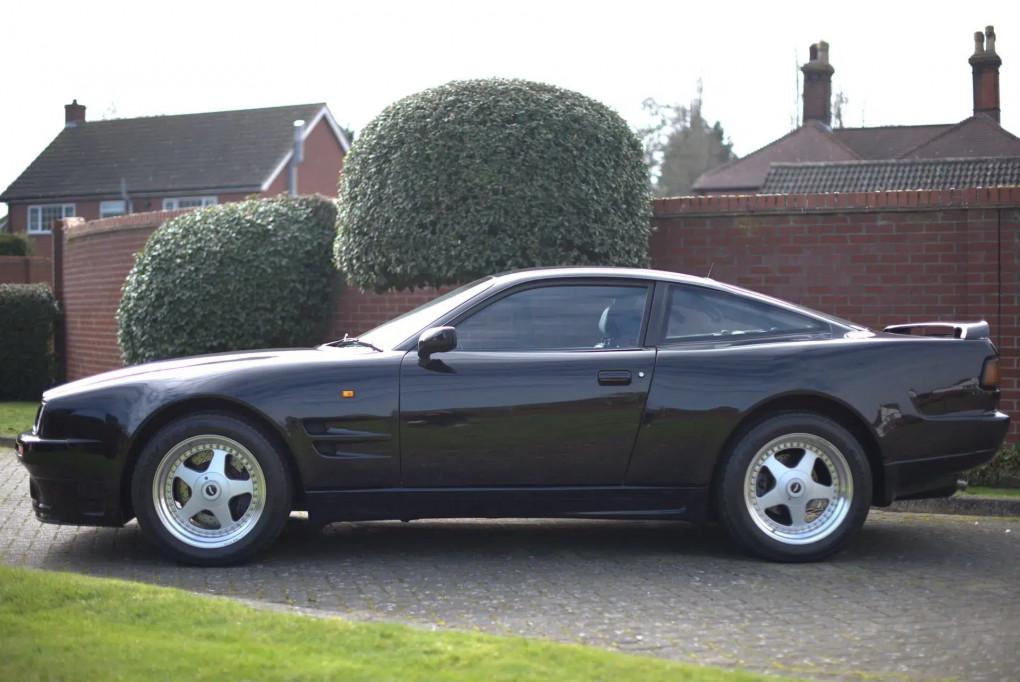 1999 Aston Martin V8