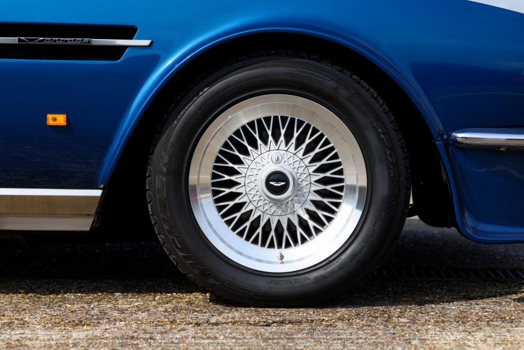 1988 Aston Martin Vantage