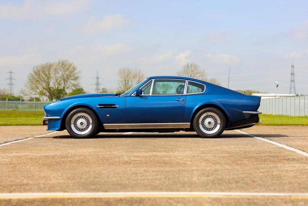 1988 Aston Martin Vantage