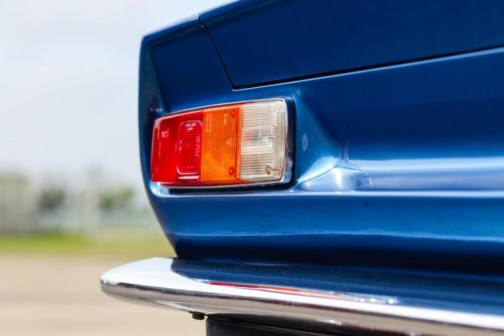 1988 Aston Martin Vantage