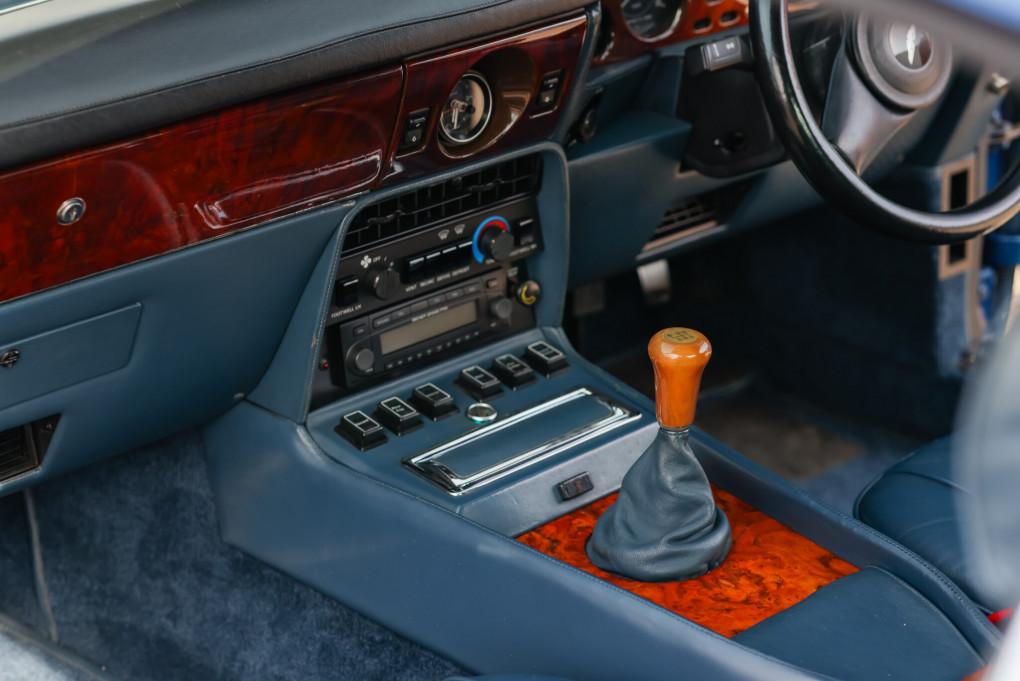 1988 Aston Martin Vantage