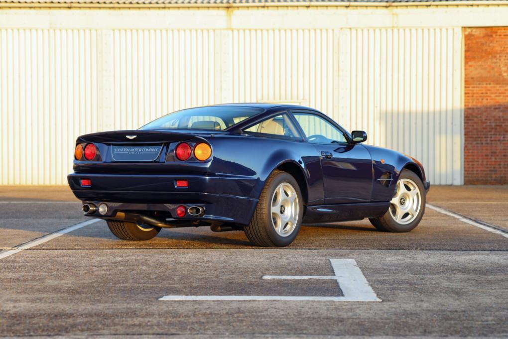 2000 Aston Martin Vantage