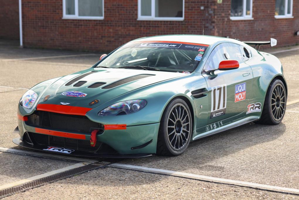 Aston Martin Vantage