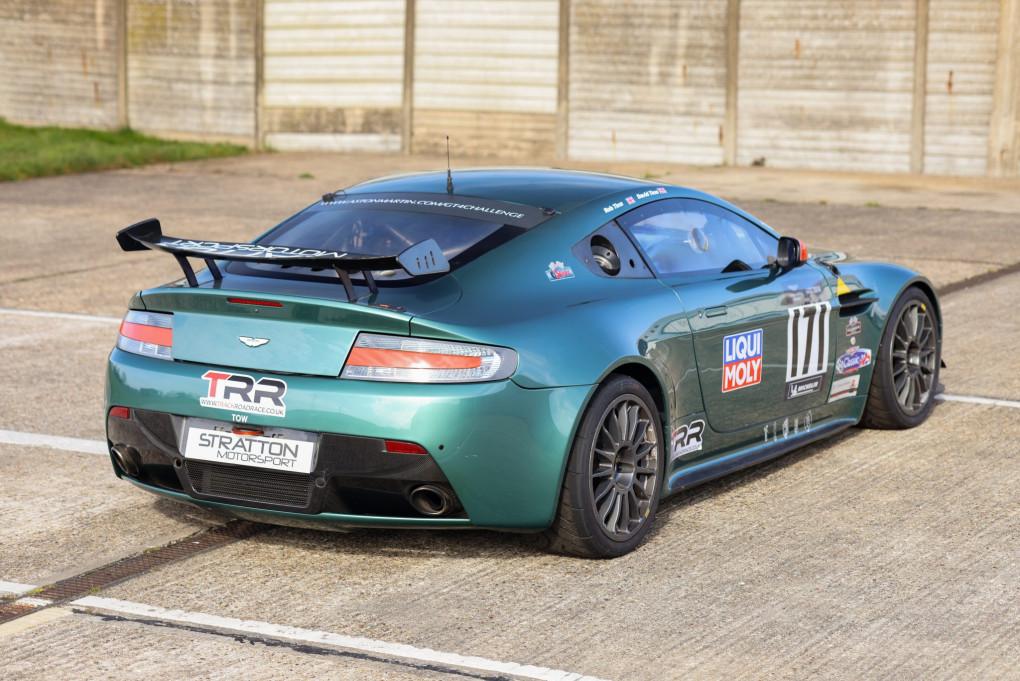 Aston Martin Vantage