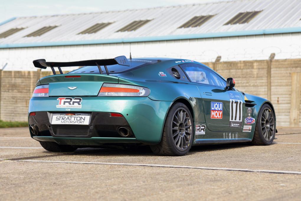 Aston Martin Vantage