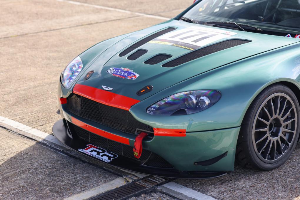 Aston Martin Vantage