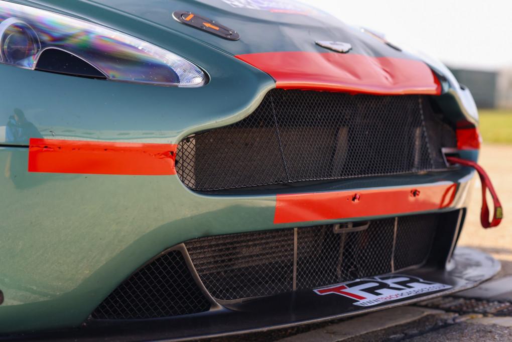 Aston Martin Vantage