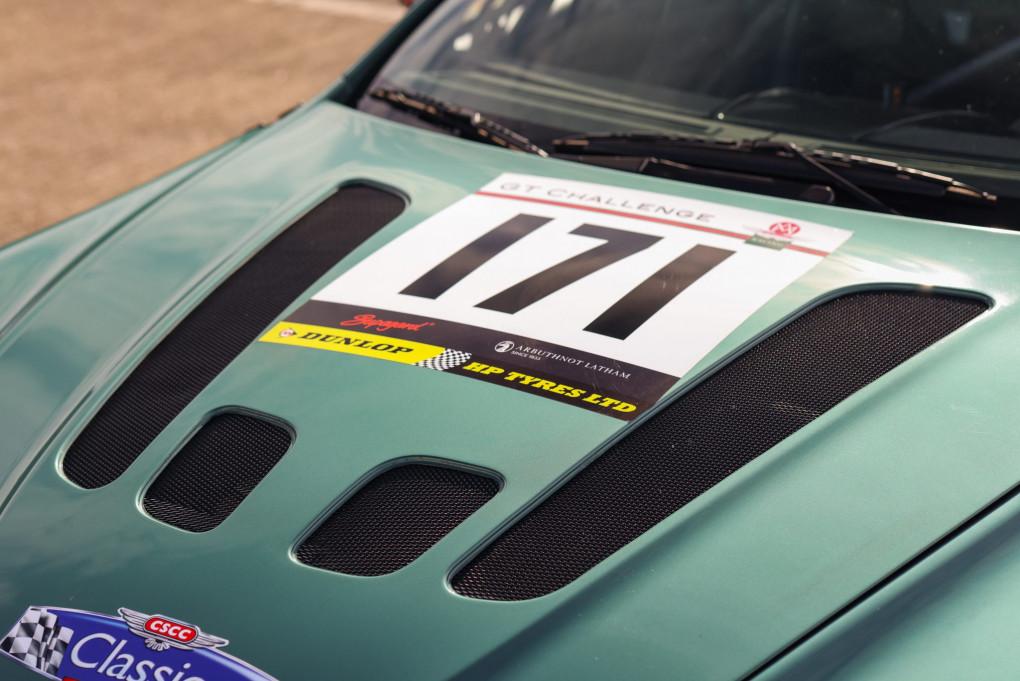 Aston Martin Vantage