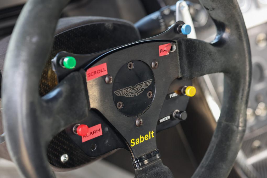 Aston Martin Vantage