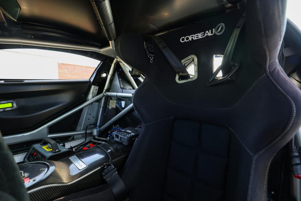 Aston Martin Vantage