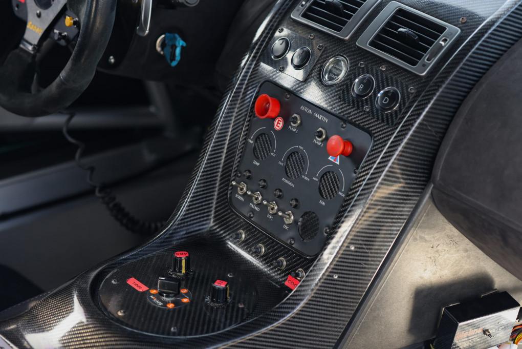 Aston Martin Vantage