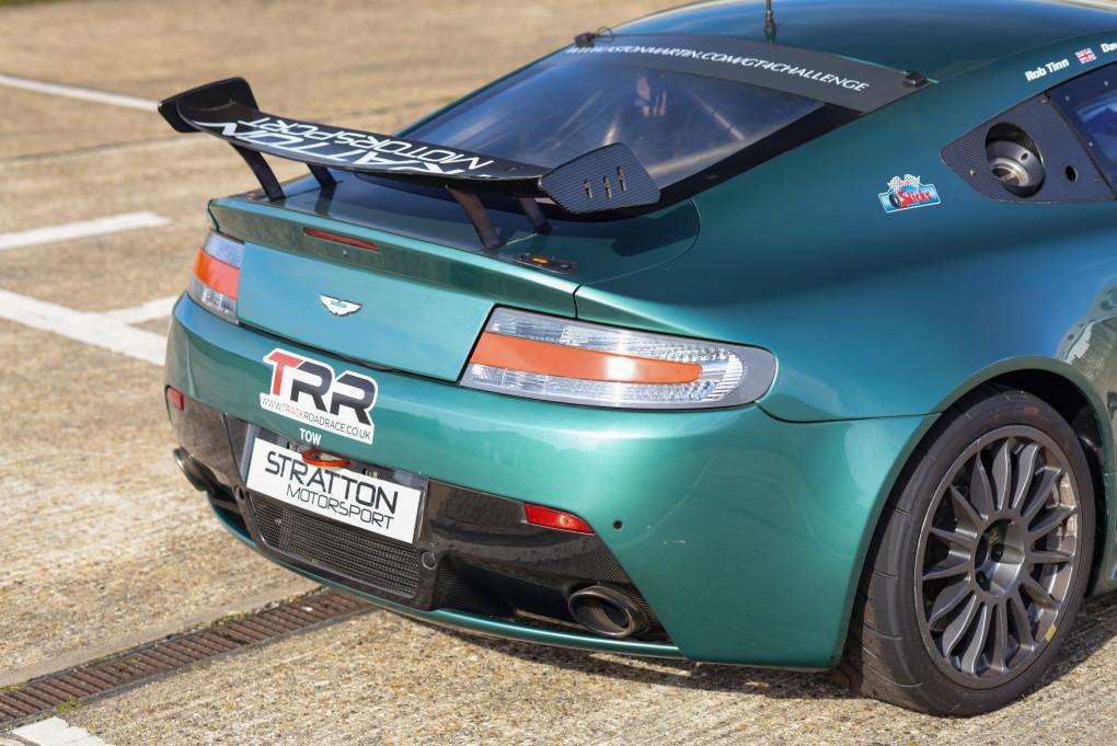 Aston Martin Vantage