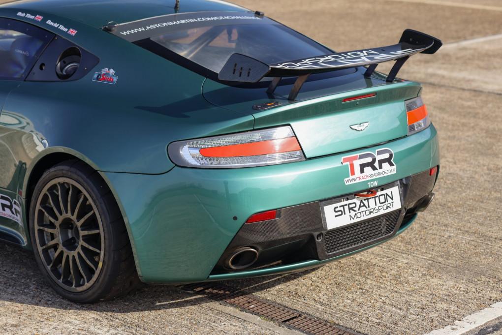 Aston Martin Vantage