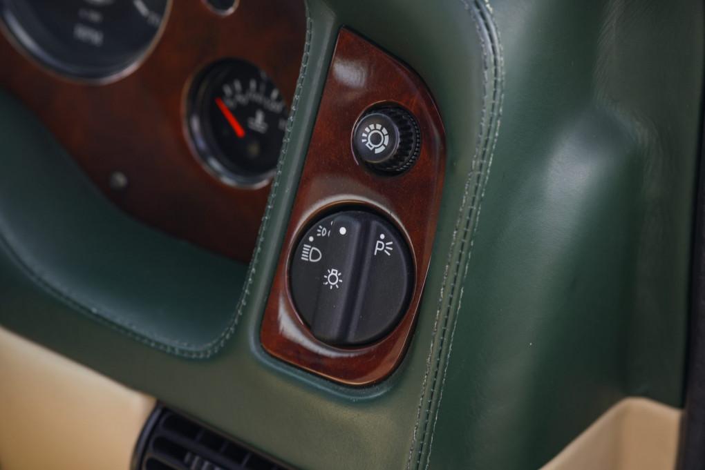 1994 Aston Martin Vantage