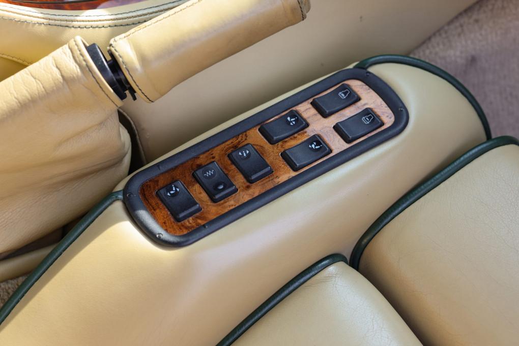 1994 Aston Martin Vantage