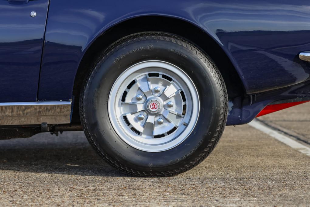 1972 Aston Martin DBS