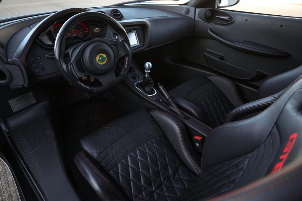 2017 Lotus Evora 
