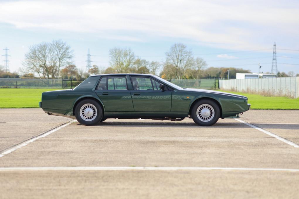 1990 Aston Martin Lagonda