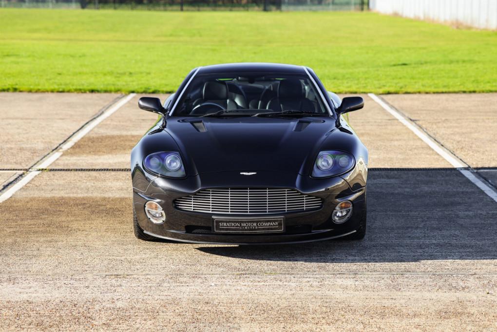 2005 Aston Martin Vanquish