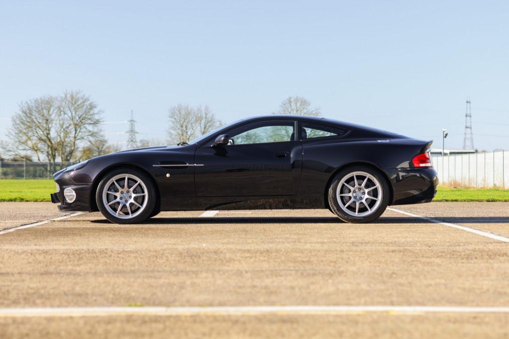 2005 Aston Martin Vanquish