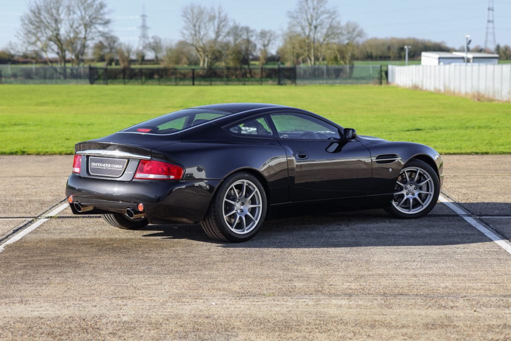2005 Aston Martin Vanquish