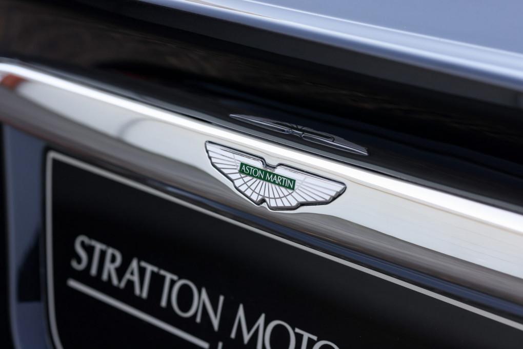 2005 Aston Martin Vanquish