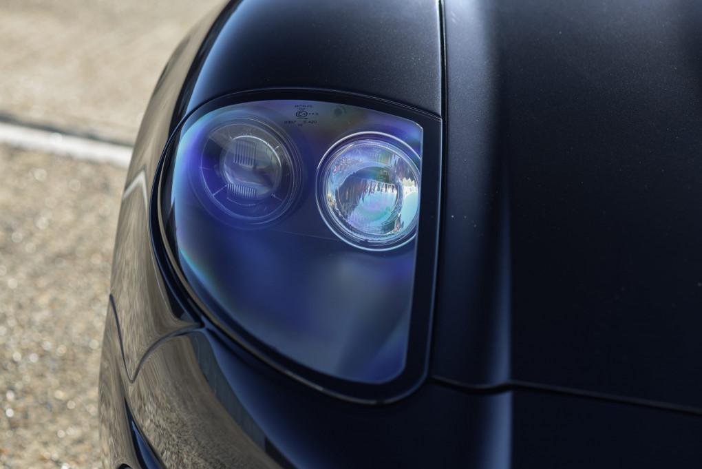 2005 Aston Martin Vanquish