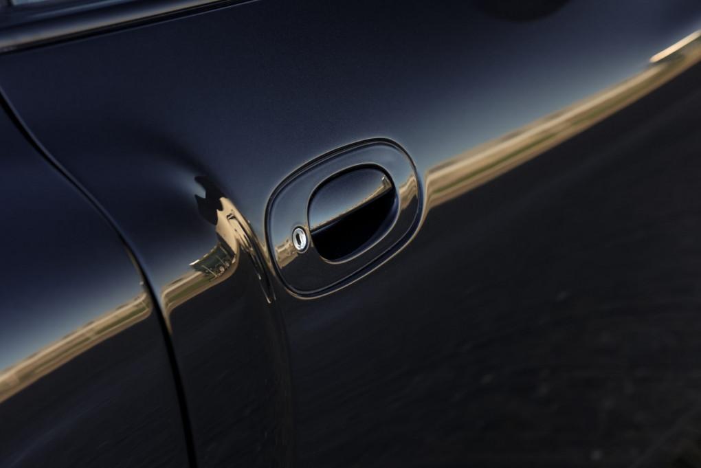 2005 Aston Martin Vanquish