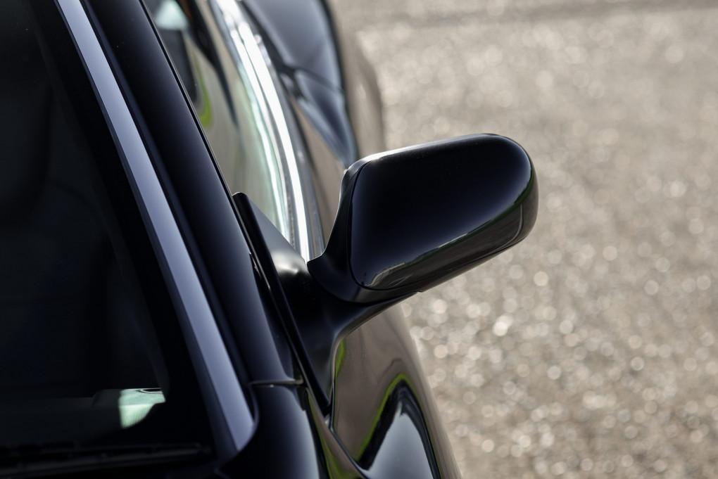 2005 Aston Martin Vanquish