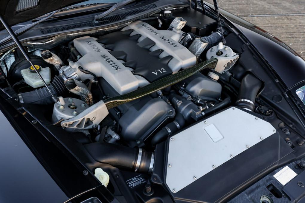 2005 Aston Martin Vanquish