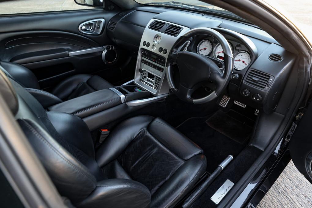 2005 Aston Martin Vanquish