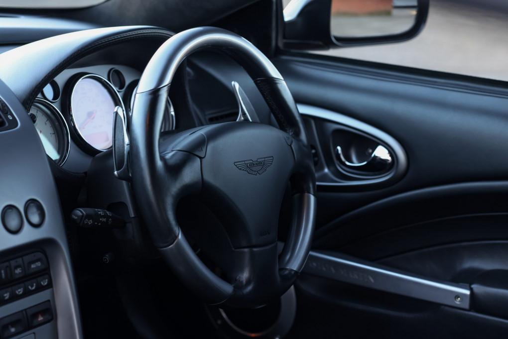 2005 Aston Martin Vanquish