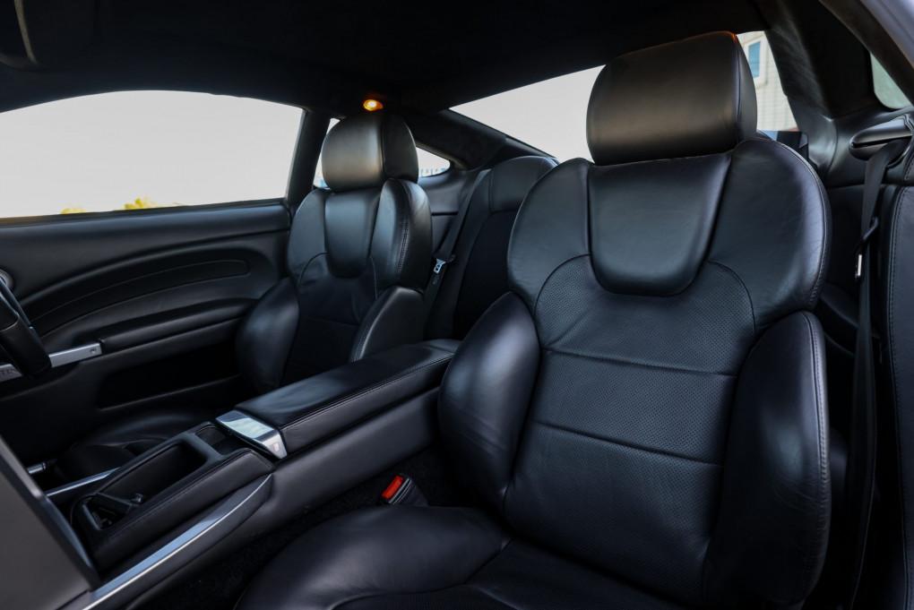 2005 Aston Martin Vanquish