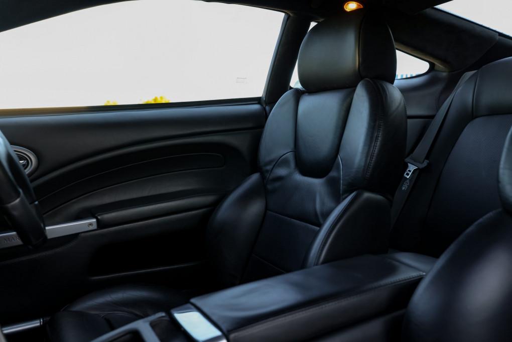 2005 Aston Martin Vanquish