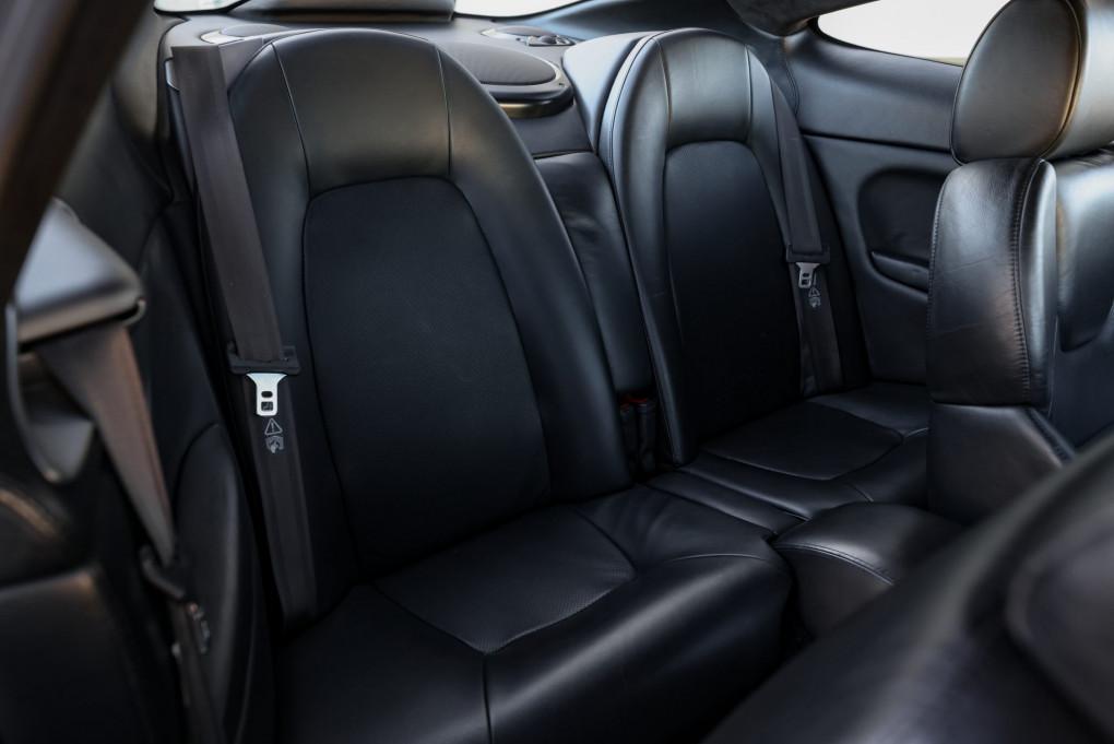 2005 Aston Martin Vanquish