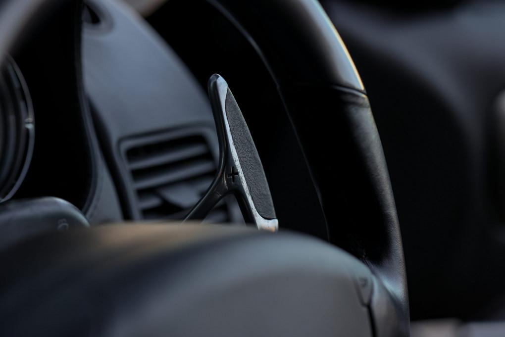 2005 Aston Martin Vanquish